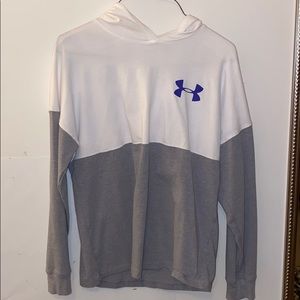 Under Armour sweatshirt! • Great condition